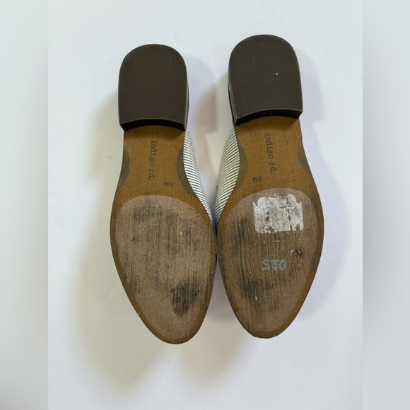 ÍNDIGO Rd. White and Black Striped Loafers - Picture 5 of 5